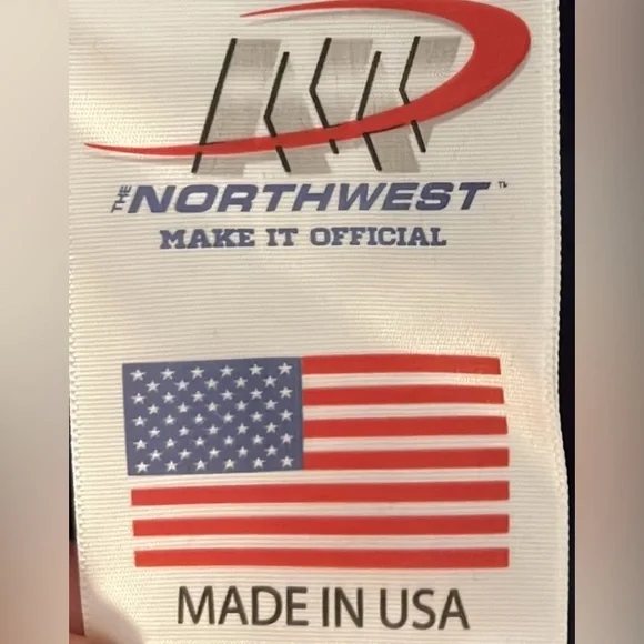 Denali 60x50 Patriots Microplush Throw - Picture 8 of 9